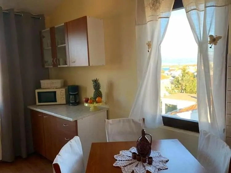 Fresh Apartments Dar Orlic Trogir 3*,