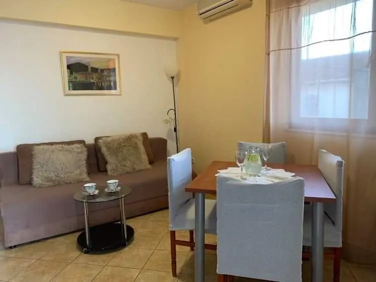 Fresh Apartments Dar Orlic Trogir Appart hôtel